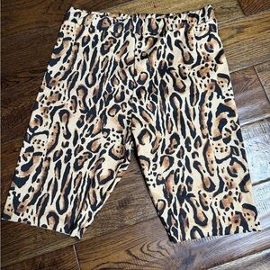ZARA Accessories Size Large Animal Print Bermuda